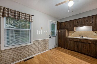 7425 S 69th St in La Vista, NE - Building Photo - Building Photo