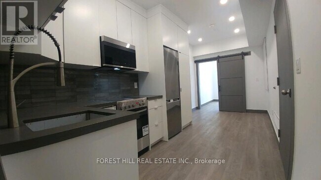 property at 1213 Dundas St W