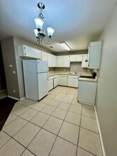 1295 N Boxley Ave in Fayetteville, AR - Building Photo - Building Photo