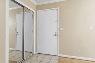 84 Rancho Dr in San Jose, CA - Building Photo - Building Photo