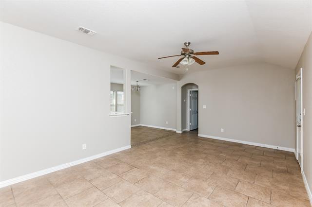 8116 Raleigh Dr in Fort Worth, TX - Building Photo - Building Photo