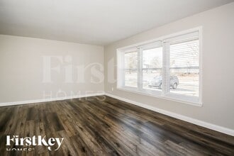 11814 Featherwood Dr in St. Louis, MO - Building Photo - Building Photo