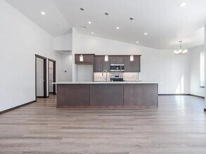 6617 Sockeye Ln in Pasco, WA - Building Photo - Building Photo