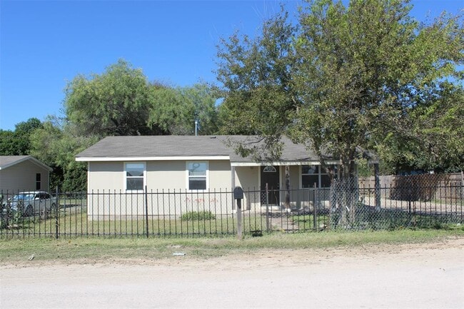 property at 3106 Fallwell Ln