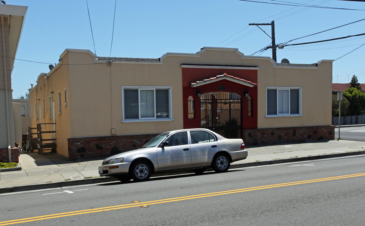 410 Maple Ave in South San Francisco, CA - Foto de edificio