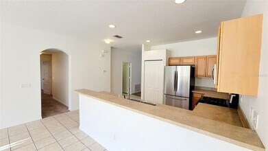 20032 Nob Oak Ave in Tampa, FL - Foto de edificio - Building Photo