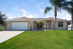 9615 Saragossa St in Clermont, FL - Building Photo