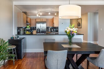 1560 Blake St in Denver, CO - Building Photo - Building Photo