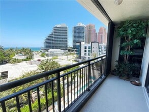 2300 NE 33rd Ave, Unit 606 in Fort Lauderdale, FL - Building Photo - Building Photo