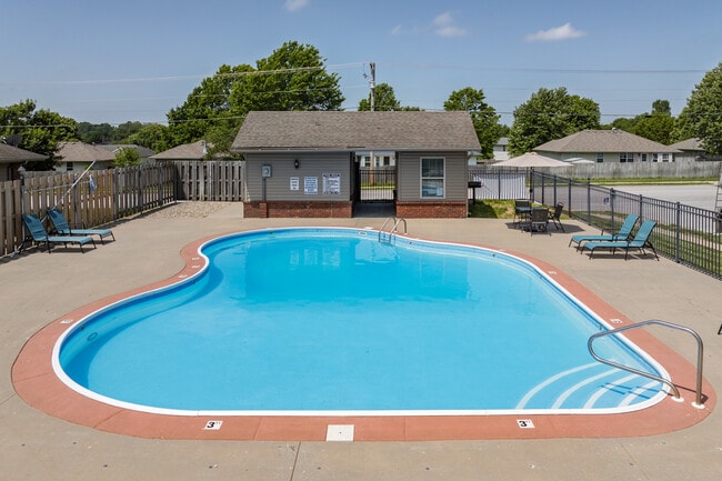 Oakwood Heights Townhomes