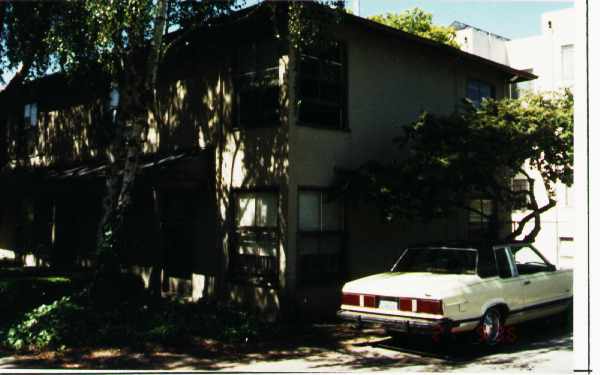 1297 University Ave in Berkeley, CA - Foto de edificio - Building Photo