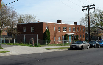 4034 6th St SE in Washington, DC - Building Photo - Building Photo