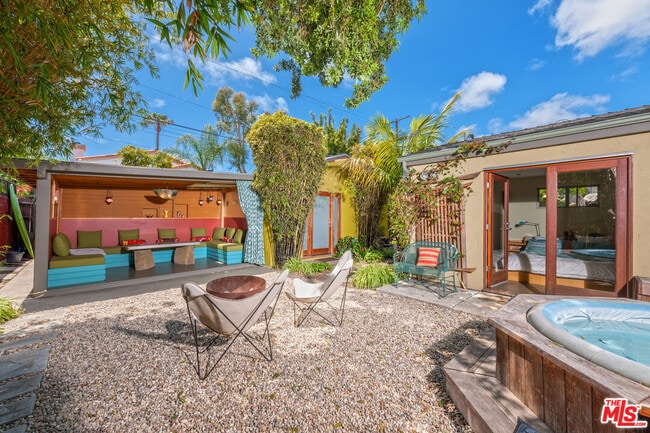 property at 3617 Maplewood Ave