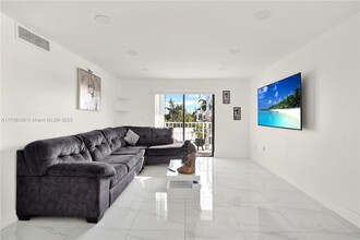 1225 West Ave in Miami Beach, FL - Building Photo - Building Photo