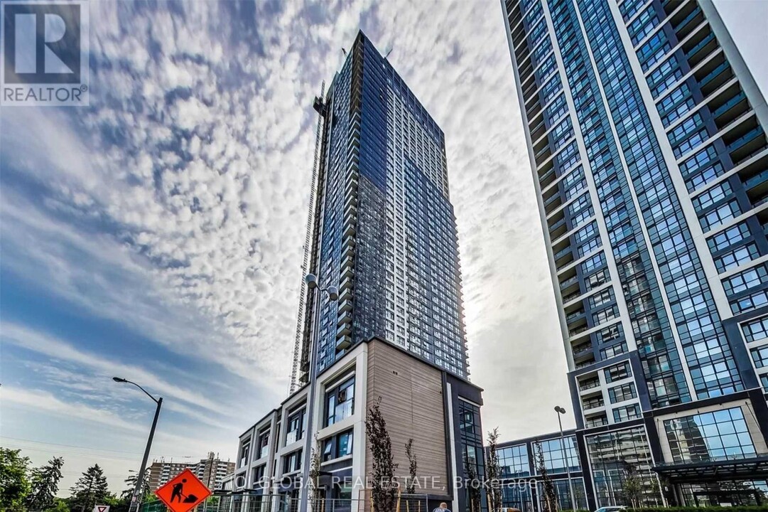 7-10087 Mabelle Ave in Toronto, ON - Building Photo