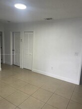 3150 SW 18th St-Unit -0000 in Miami, FL - Building Photo - Building Photo