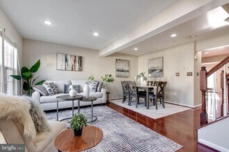 7217 Maidstone Pl in Elkridge, MD - Building Photo - Building Photo