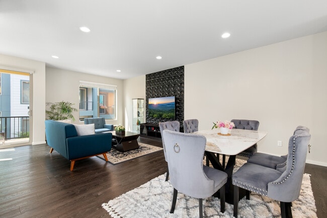 9834-9811 11th Ave SW in Seattle, WA - Building Photo - Building Photo