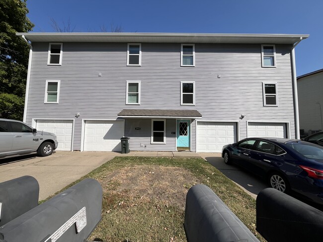 3932 W 13th St, Unit #2