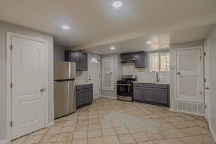1127 N El Paso St, Unit 3 in El Paso, TX - Building Photo