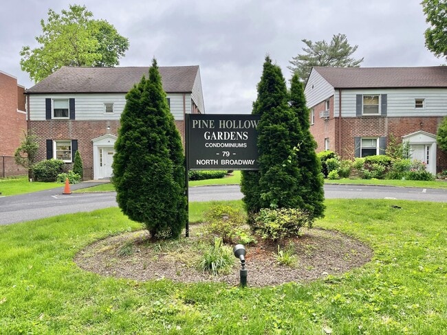 property at 79 N Broadway