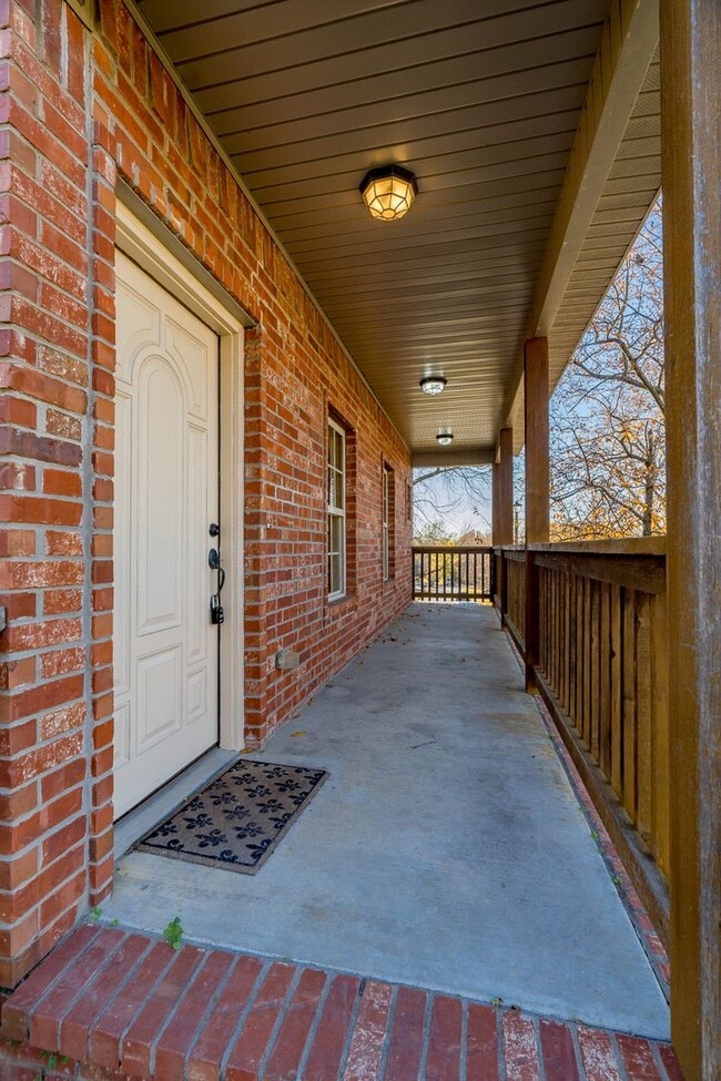 1808 W Wedington Dr in Fayetteville, AR - Building Photo - Building Photo