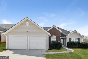 10 Zebulon Pl in Covington, GA - Building Photo