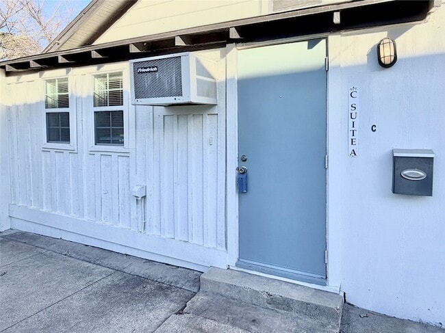 property at 1002 Gregg St