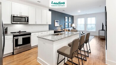 102 Sottile St, Unit 6-312.428942 in Charleston, SC - Building Photo - Building Photo