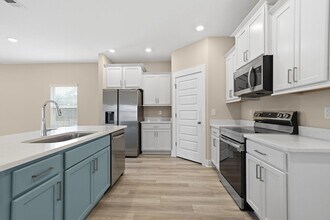 201 Lyla Ln in Crestview, FL - Building Photo - Building Photo