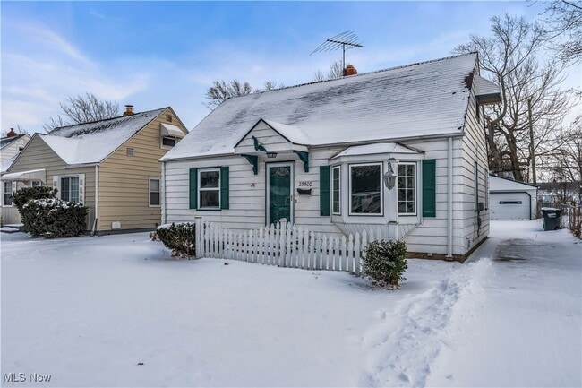 25500 Briardale Ave in Euclid, OH - Building Photo - Building Photo