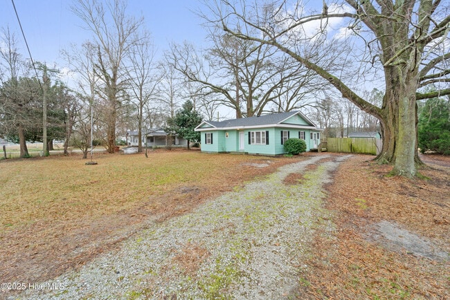 property at 362 NC-11