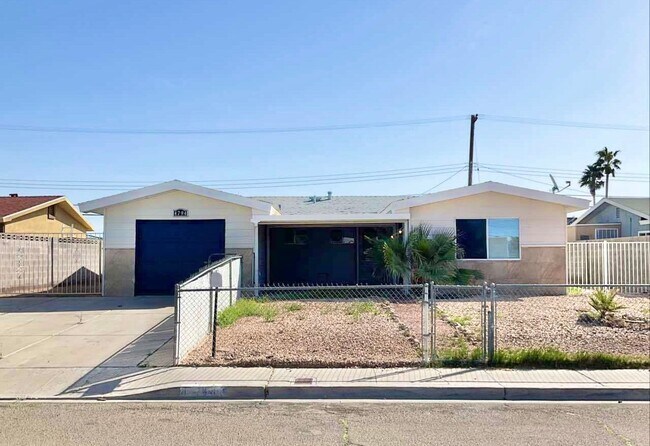 property at 341 Roxbury Dr