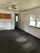 311 Clepperwood Ln in Pinehurst, TX - Building Photo - Building Photo