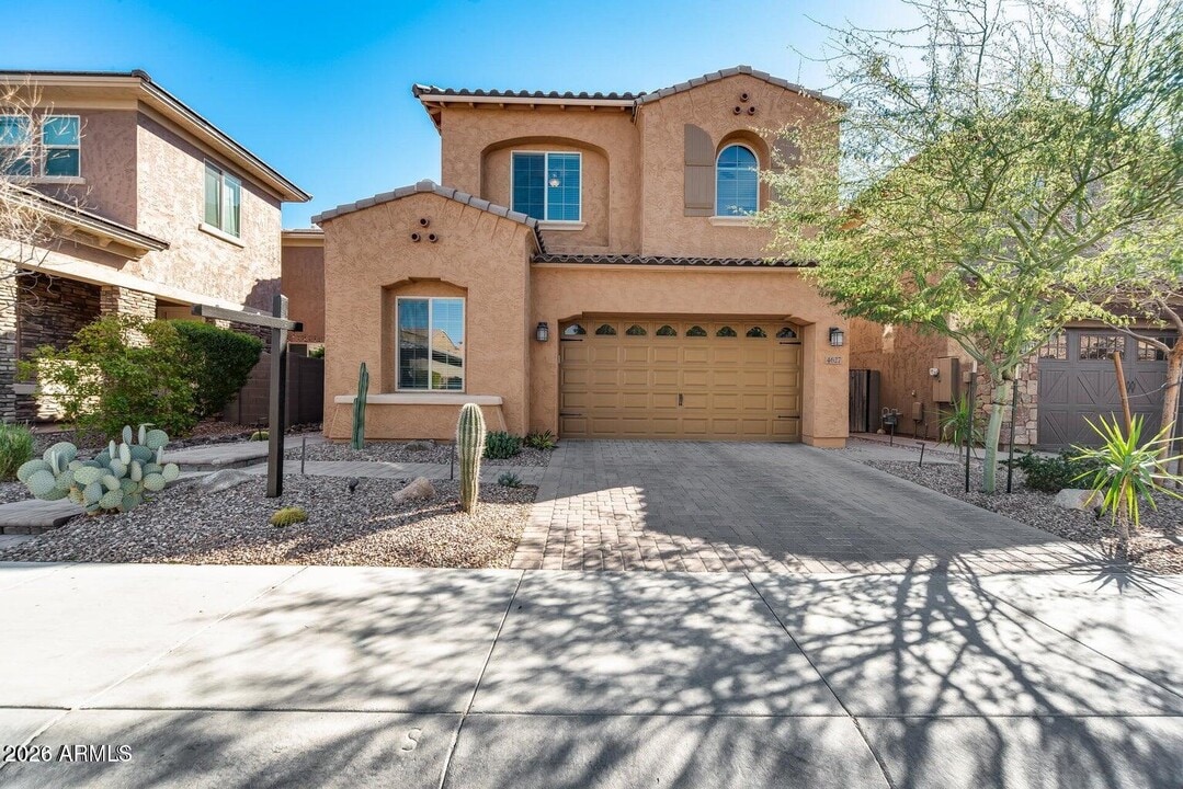 4627 E Navigator Ln in Phoenix, AZ - Building Photo