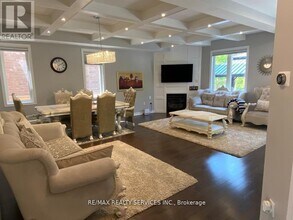 58 Promenade Dr in Whitby, ON - Building Photo - Building Photo