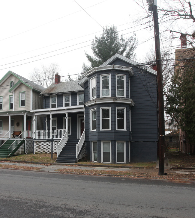 113 Fair St in Kingston, NY - Building Photo - Building Photo