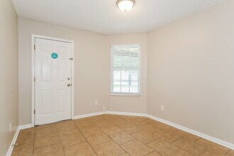 1967 Blue Bird Run W in Orange Park, FL - Building Photo - Building Photo