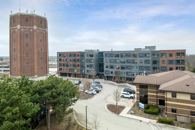 Albion Highland Park in Highland Park, IL - Foto de edificio - Building Photo