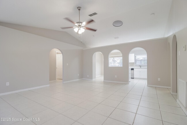 722 Hartford Ave SW in Palm Bay, FL - Building Photo - Building Photo