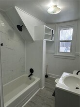 557 Glide St in Rochester, NY - Building Photo - Building Photo