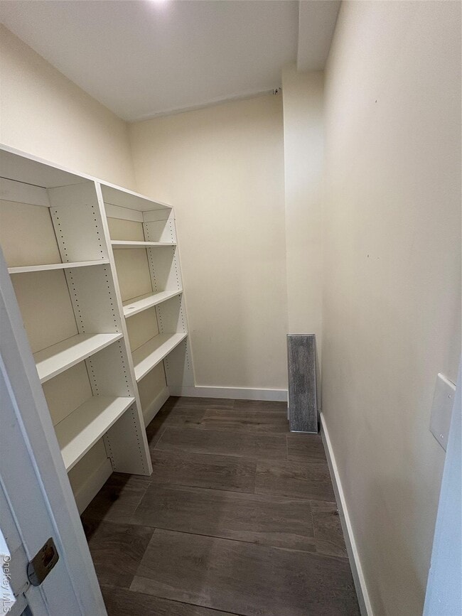 300 Martine Ave in White Plains, NY - Building Photo - Building Photo