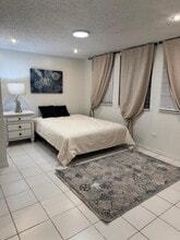 89xx SW 83rd St in Miami, FL - Building Photo - Building Photo