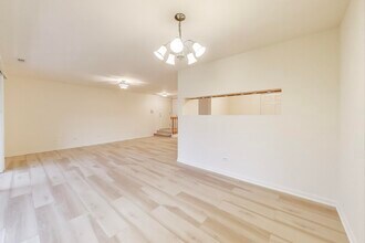 825 Waterview Cir, Unit 3 in Vernon Hills, IL - Building Photo - Building Photo