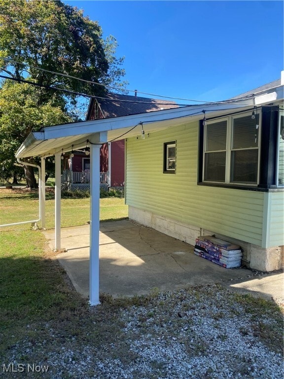 240 Edwin St NW in Hartville, OH - Building Photo - Building Photo