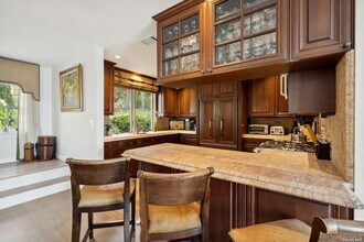 2 W Hillover Rd in Hampton Bays, NY - Building Photo - Building Photo