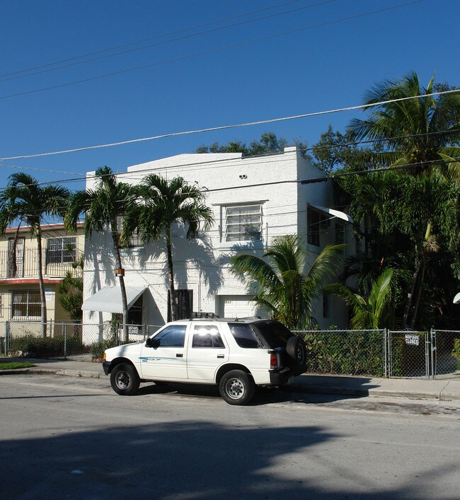 5922 NW 3rd Ave in Miami, FL - Building Photo - Building Photo