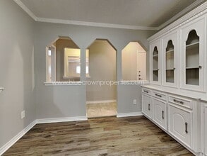 4915 Chilton Dr in Dallas, TX - Building Photo - Building Photo