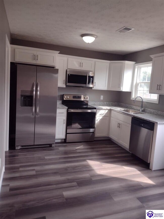 254 Palmetto Loop in Glendale, KY - Building Photo - Building Photo