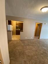 1400 S 20th St, Unit 7 in Lincoln, NE - Foto de edificio - Building Photo